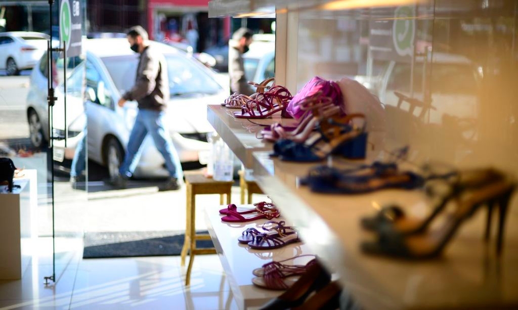 Pesquisa do Sebrae indica que 76% dos pequenos negócios já estão funcionando