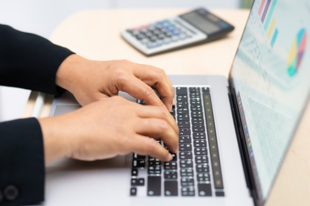 Registros de empresas serão exclusivamente digitais no Paraná