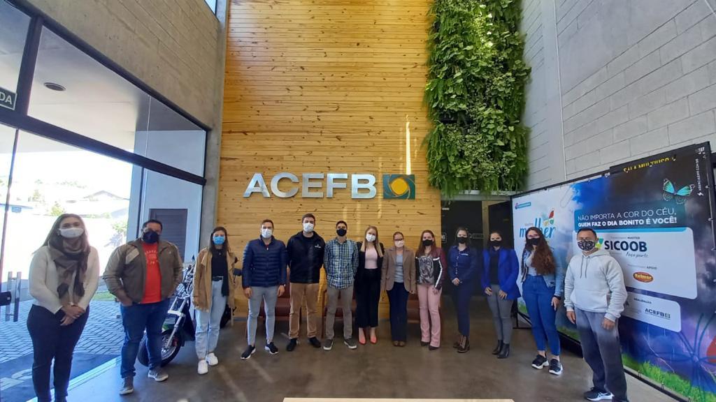 Cacispar Jovem define coordenadores para microrregiões