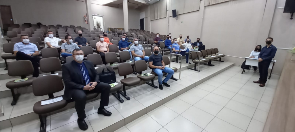 Cacispar promove reunião em Dois Vizinhos