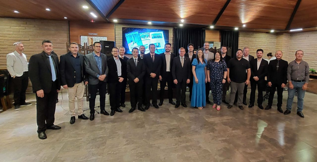 Cacispar empossa novos diretores dos conselhos de Administração, Fiscal e Superior