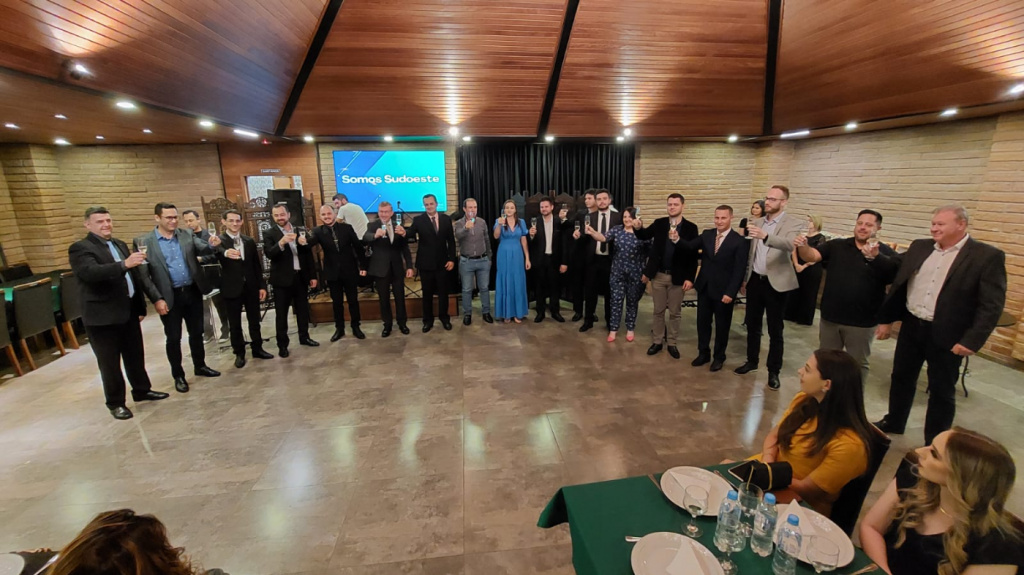 Cacispar completa 41 anos com novos projetos na nova sede