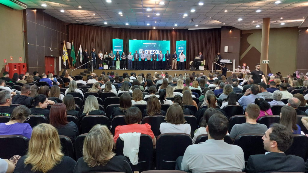 Convenção da Cacispar promoveu aproximação entre empresários e rodada de crédito