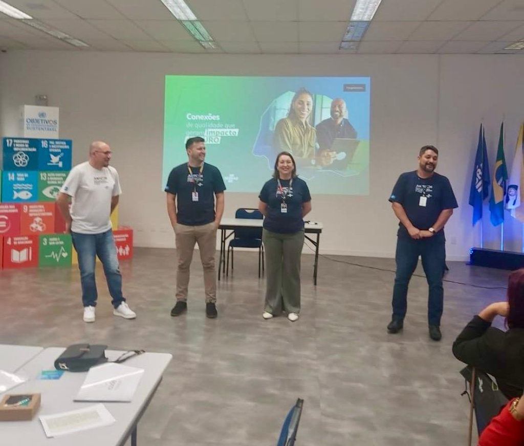 Cacispar participa de encontro regional dos pontos de atendimento promovido pelo Sebrae